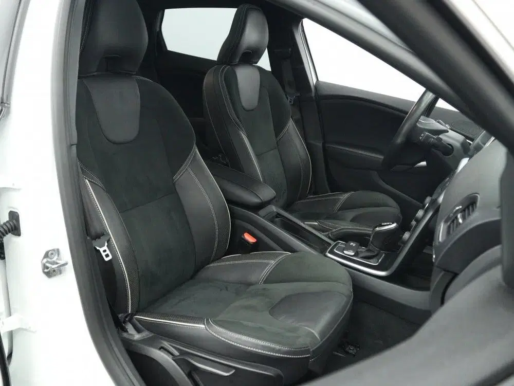 Volvo V40 1.5 T3 Polar+ Sport uit 2019, foto 14