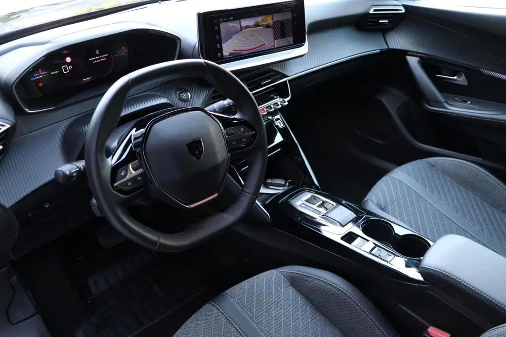 Peugeot 2008 EV Allure Pack 50 kWh AppleCarplay 3 FASEN uit 2025, foto 14