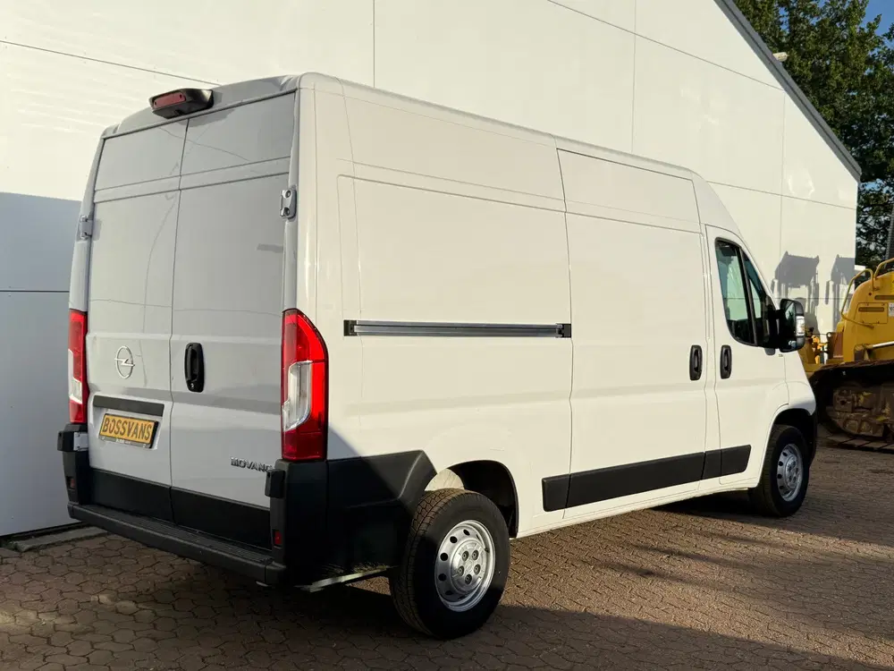 Opel Movano L2H2 Airco Cruise Control Camera uit 2022, foto 3