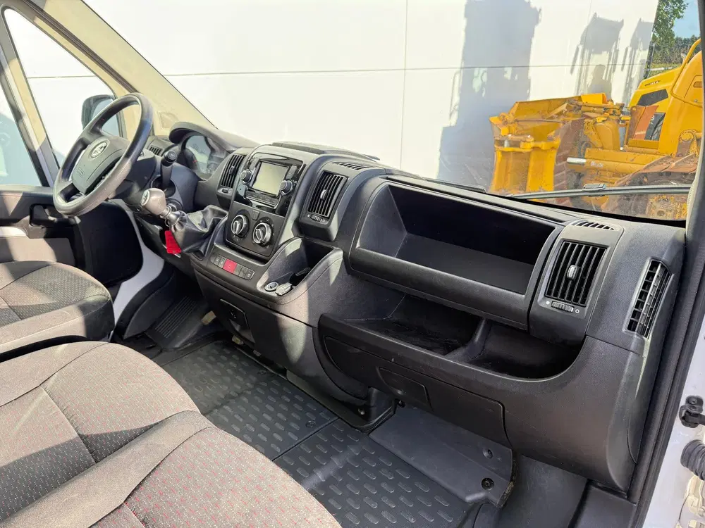Opel Movano L2H2 Airco Cruise Control Camera uit 2022, foto 9