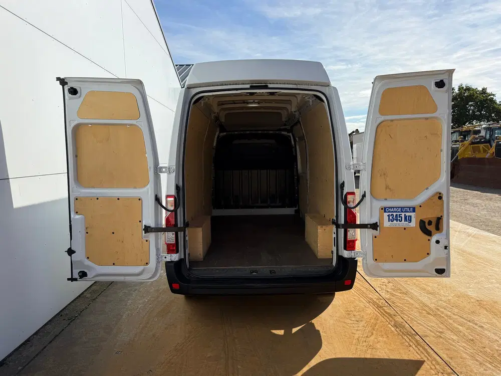 Renault Master L3H3 LED Cruise Control Airco Bluetooth uit 2024, foto 12