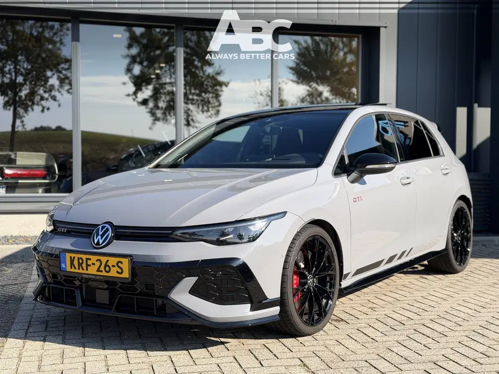 Volkswagen Golf 2.0 TSI GTI Clubsport HUD Pano HK ACC uit 2025