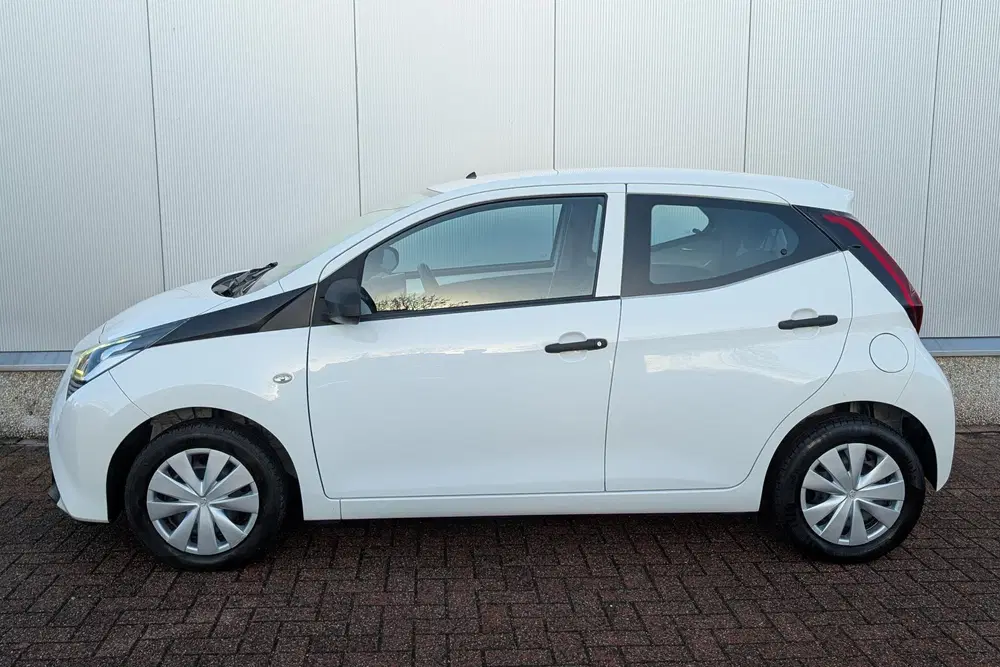 Toyota Aygo 1.0 VVT-i x-fun uit 2020, foto 4