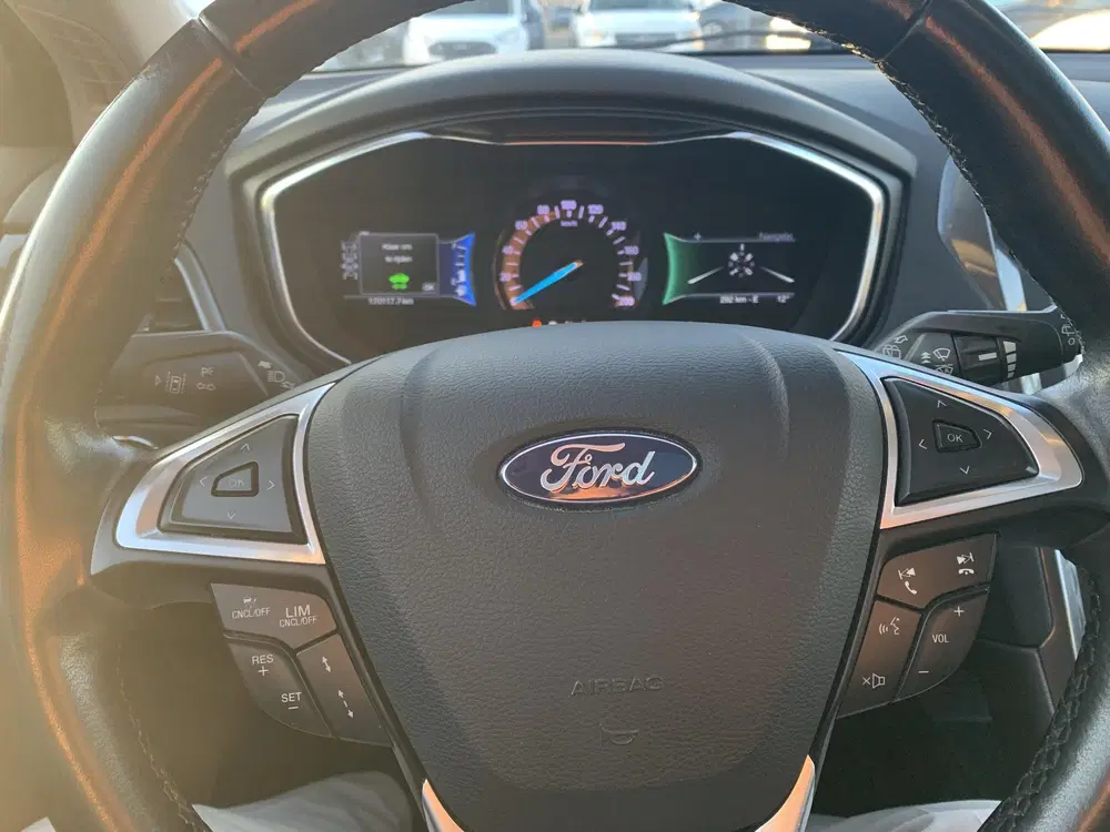 Ford Mondeo 2.0 IVCT HEV Titanium uit 2020, foto 10