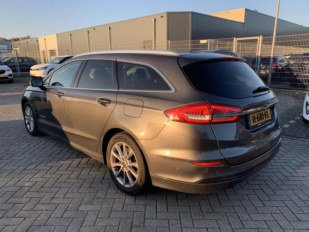 Ford Mondeo 2.0 IVCT HEV Titanium uit 2020, foto 2