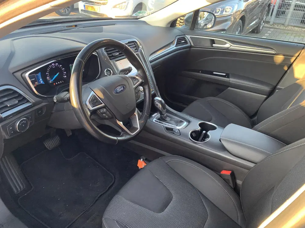 Ford Mondeo 2.0 IVCT HEV Titanium uit 2020, foto 5