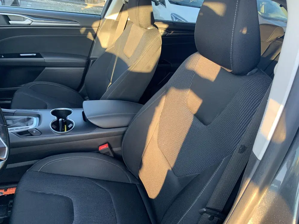 Ford Mondeo 2.0 IVCT HEV Titanium uit 2020, foto 8