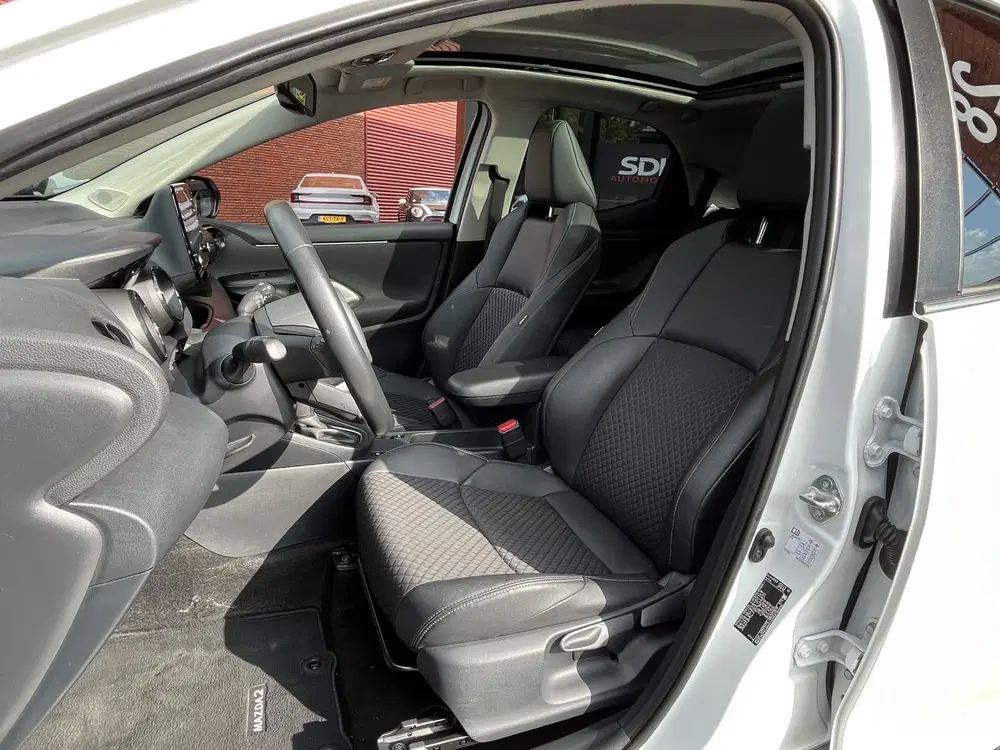 Mazda 2 Hybrid 1.5 Homura Plus uit 2022, foto 13
