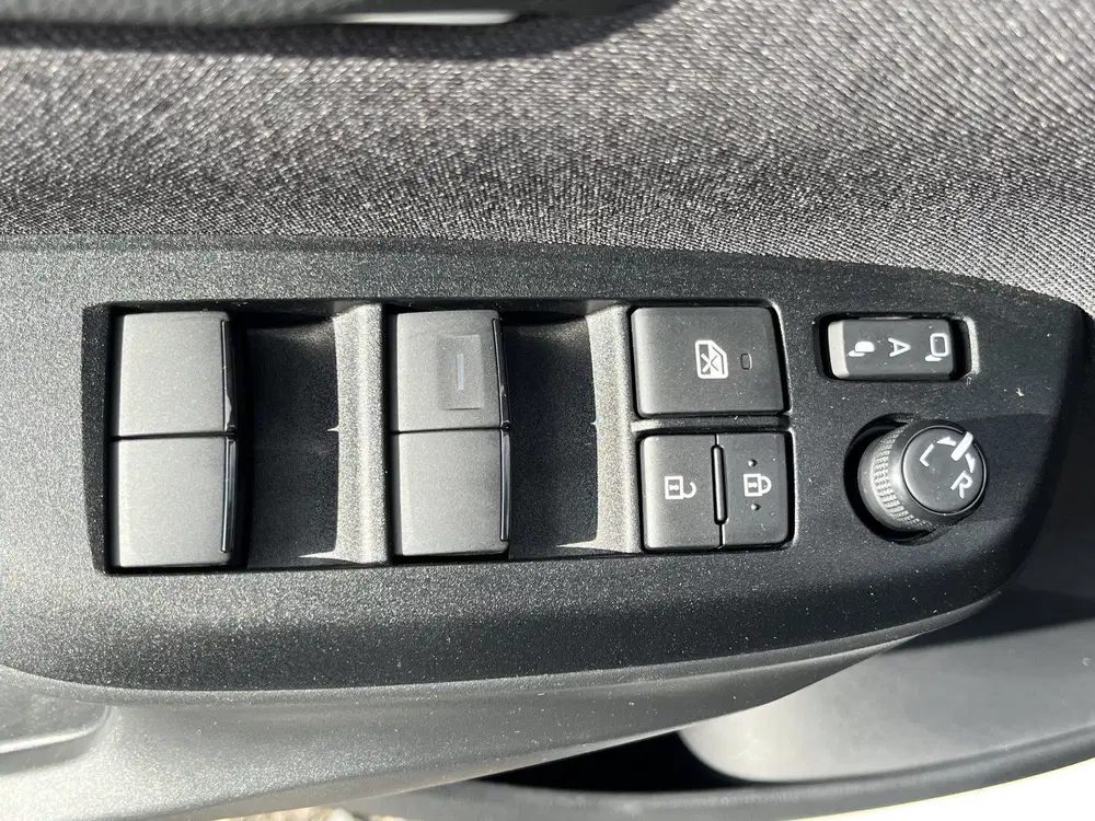 Mazda 2 Hybrid 1.5 Homura Plus uit 2022, foto 15