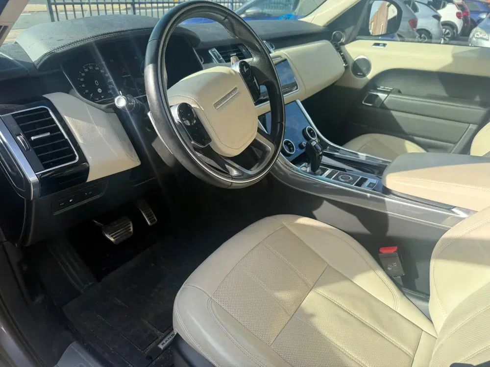 Land Rover Range Rover Sport 2.0 P400e HSE uit 2021, foto 3