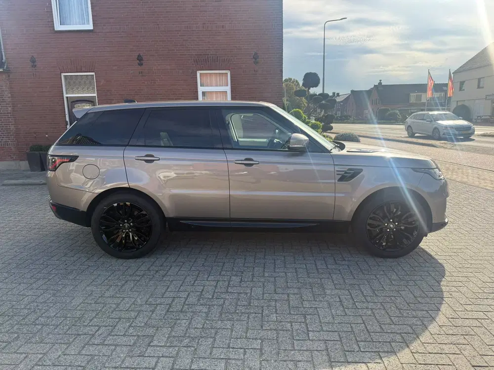 Land Rover Range Rover Sport 2.0 P400e HSE uit 2021, foto 5