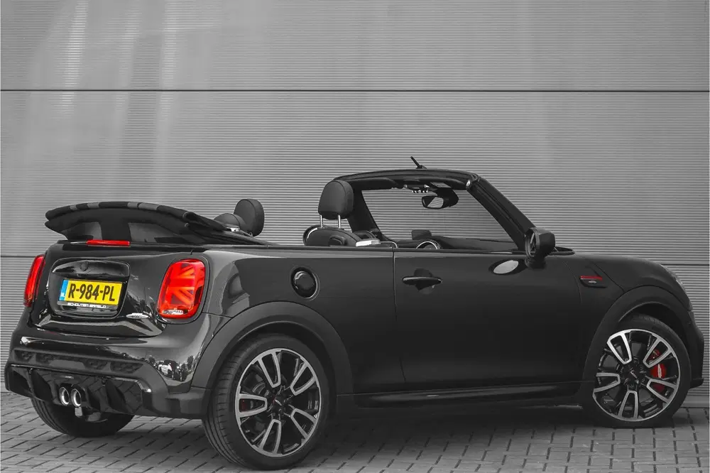 Mini Cabrio 2.0 John Cooper Works HUD H&K ACC Stuurwie uit 2022, foto 15