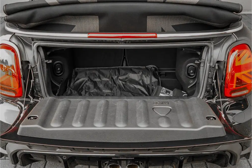 Mini Cabrio 2.0 John Cooper Works HUD H&K ACC Stuurwie uit 2022, foto 7