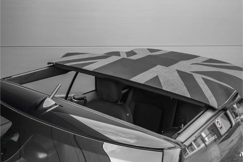 Mini Cabrio 2.0 John Cooper Works HUD H&K ACC Stuurwie uit 2022, foto 9