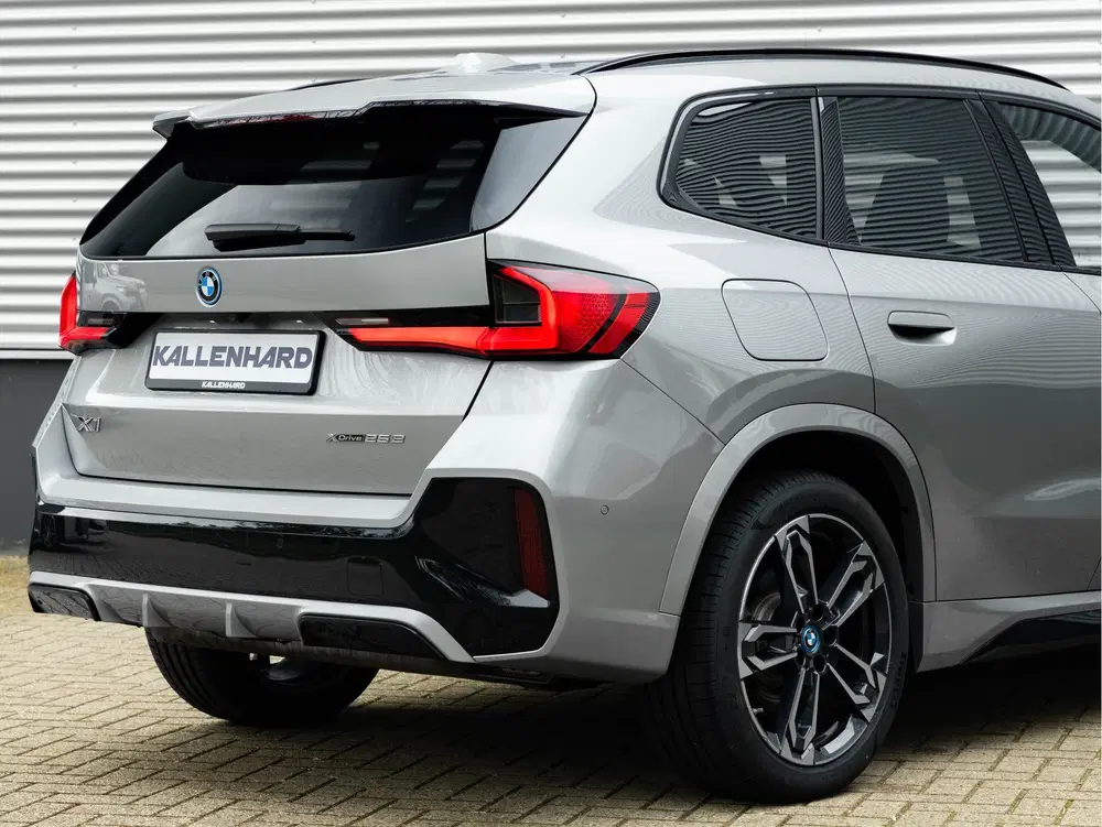 BMW X1 xDrive25e uit 2025, foto 11