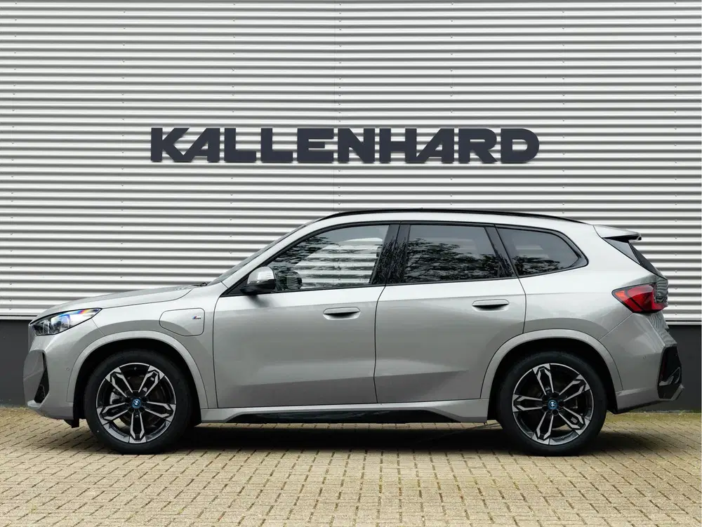 BMW X1 xDrive25e uit 2025, foto 8