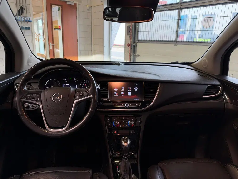 Opel Mokka 1.4 Turbo Innovation Pano uit 2019, foto 14