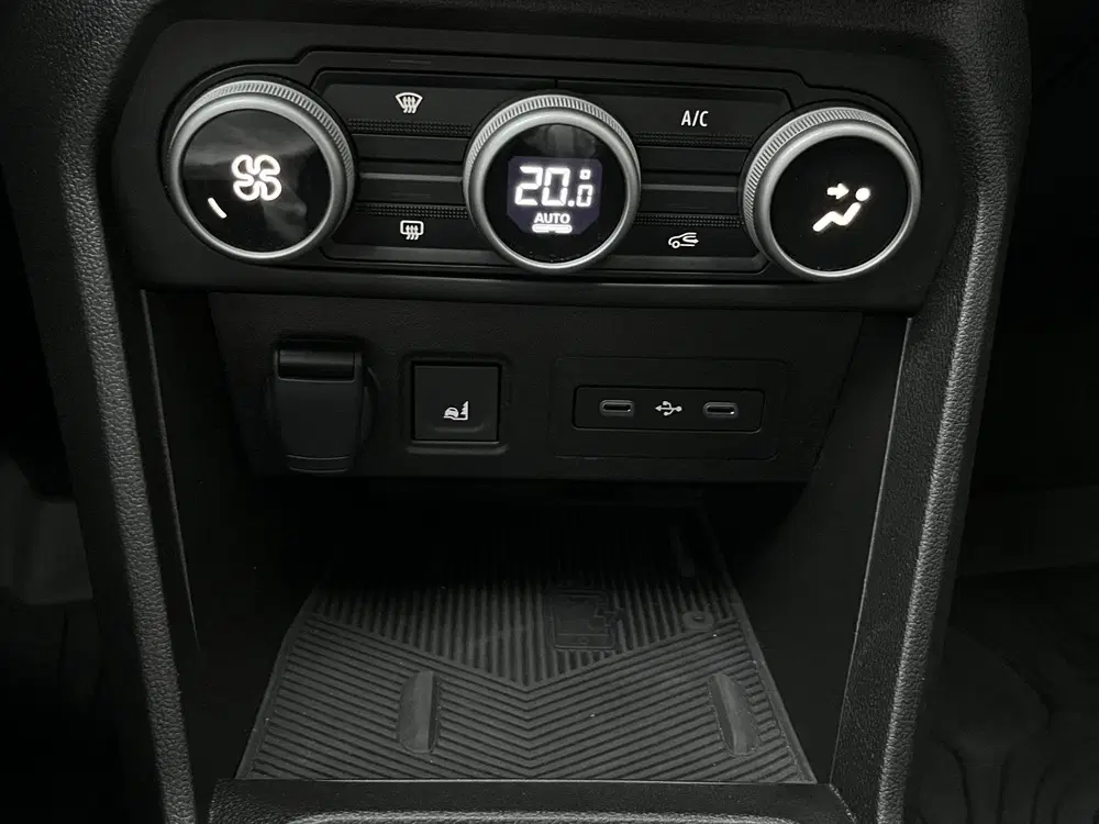 Dacia Jogger 1.8 Hybrid 155 Limited Edition 7p. uit 2026, foto 13