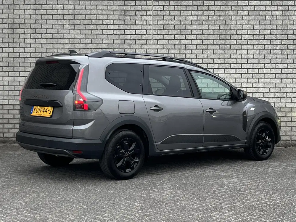 Dacia Jogger 1.8 Hybrid 155 Limited Edition 7p. uit 2026, foto 2
