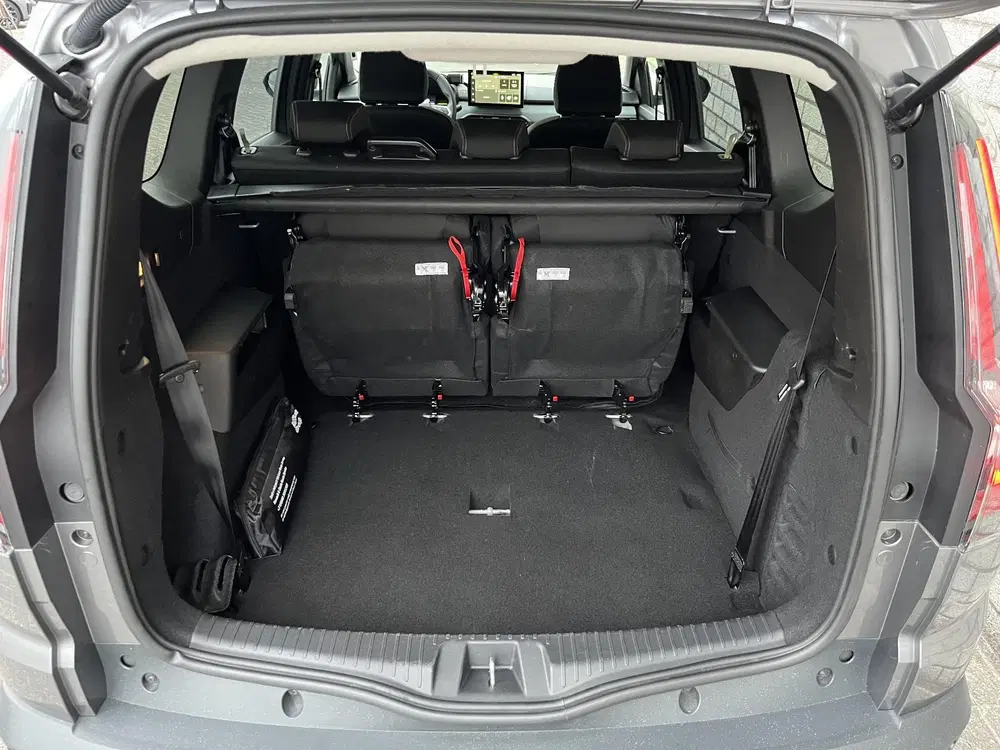 Dacia Jogger 1.8 Hybrid 155 Limited Edition 7p. uit 2026, foto 9