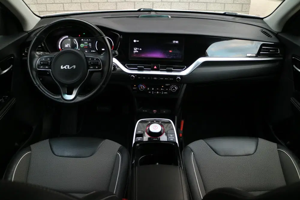 Kia Niro DynamicLine 64 kWh uit 2021, foto 11