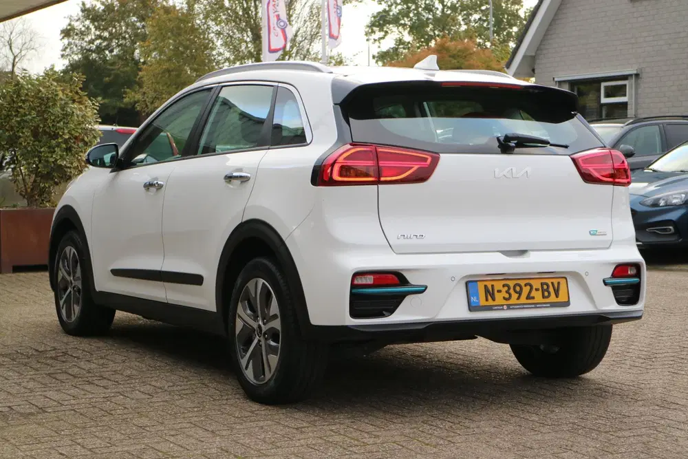 Kia Niro DynamicLine 64 kWh uit 2021, foto 4