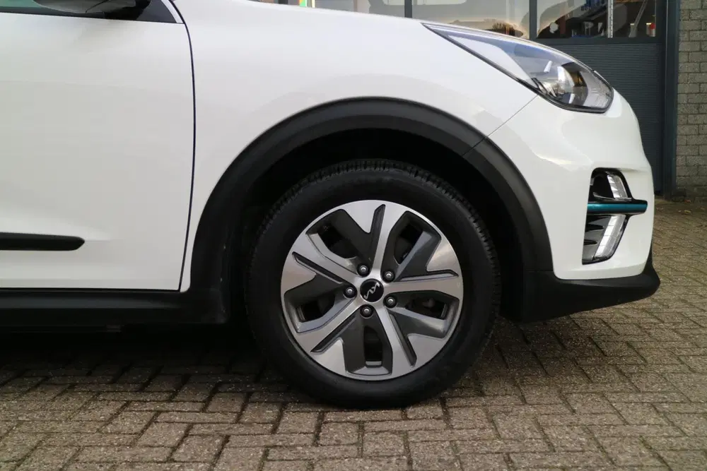 Kia Niro DynamicLine 64 kWh uit 2021, foto 7