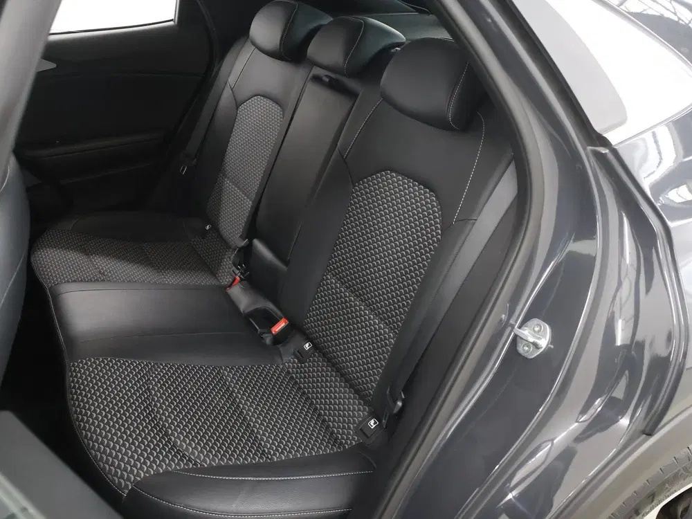 Kia XCeed 1.0 T-GDi DynamicLine uit 2023, foto 11