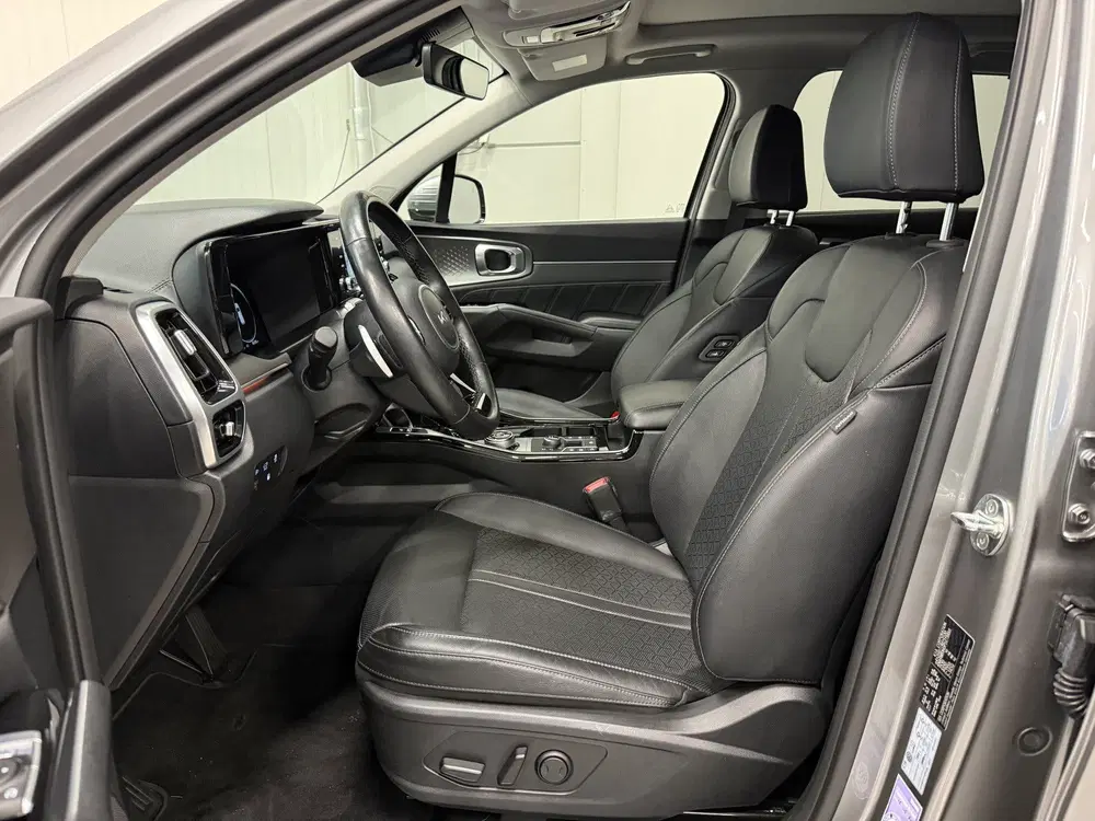 Kia Sorento 1.6 T-GDI Plug-in Hybrid 4WD ExecutiveLine uit 2023, foto 12