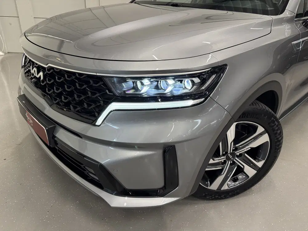 Kia Sorento 1.6 T-GDI Plug-in Hybrid 4WD ExecutiveLine uit 2023, foto 2