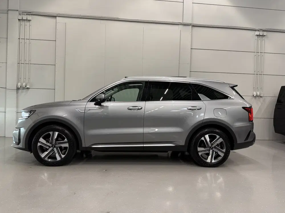 Kia Sorento 1.6 T-GDI Plug-in Hybrid 4WD ExecutiveLine uit 2023, foto 6