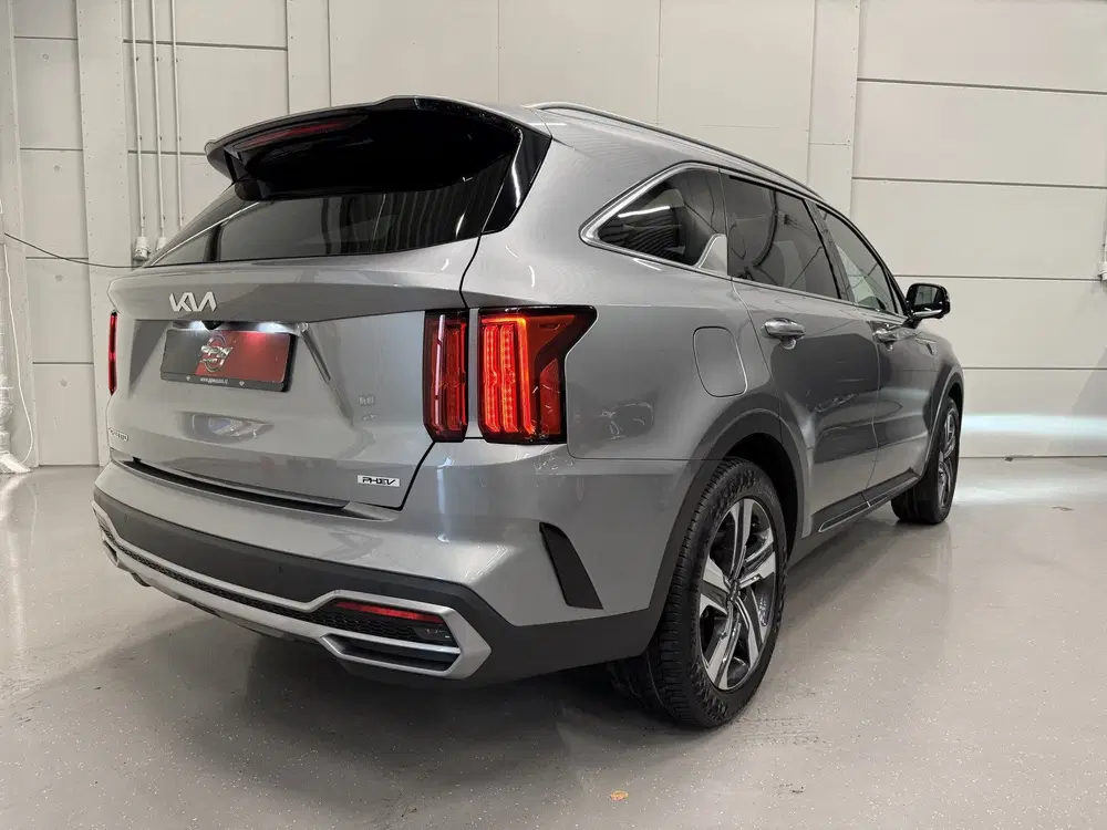 Kia Sorento 1.6 T-GDI Plug-in Hybrid 4WD ExecutiveLine uit 2023, foto 7