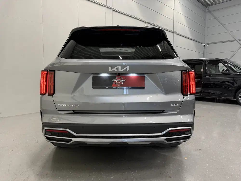 Kia Sorento 1.6 T-GDI Plug-in Hybrid 4WD ExecutiveLine uit 2023, foto 8
