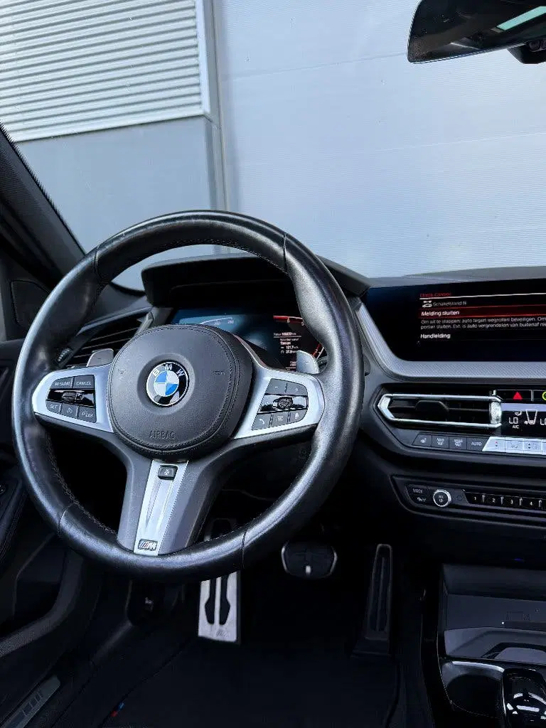 BMW 1-serie 120i Business Edition + uit 2022, foto 12