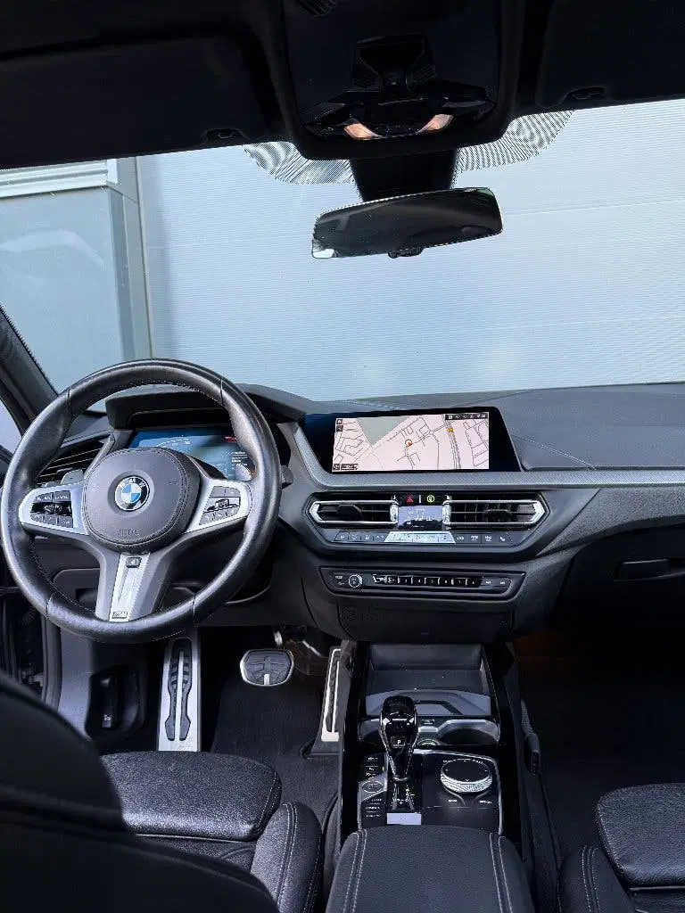 BMW 1-serie 120i Business Edition + uit 2022, foto 13