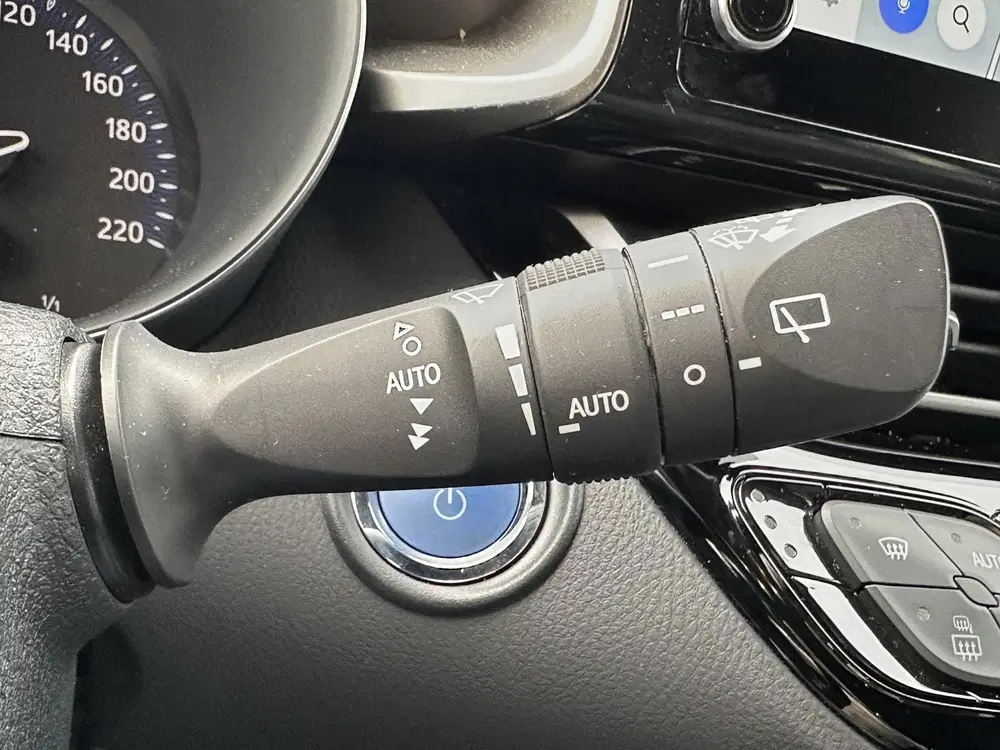 Toyota C-HR 2.0 Hybrid Executive uit 2022, foto 8
