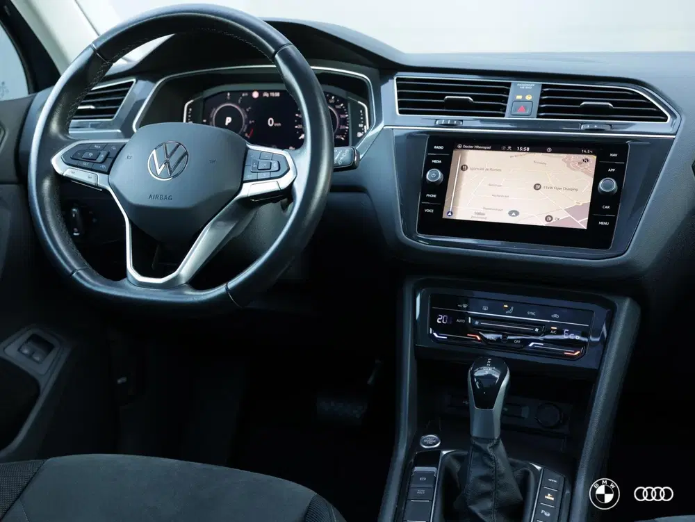 Volkswagen Tiguan 1.4 TSI eHybrid Business Line uit 2023, foto 2