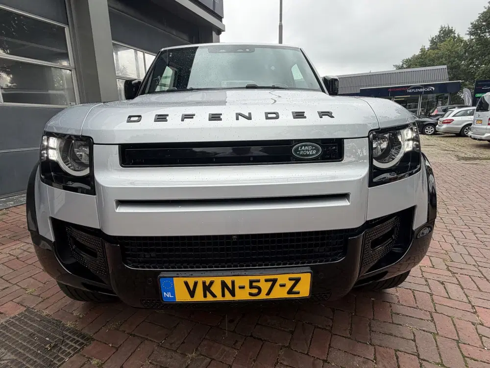 Land Rover Defender 3.0 D200 90 MHEV S Grijskenteken uit 202 uit 2021, foto 6