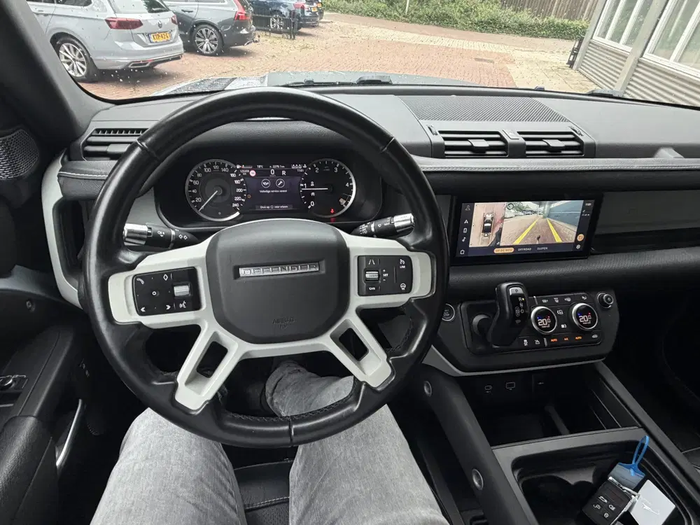 Land Rover Defender 3.0 D200 90 MHEV S Grijskenteken uit 202 uit 2021, foto 8