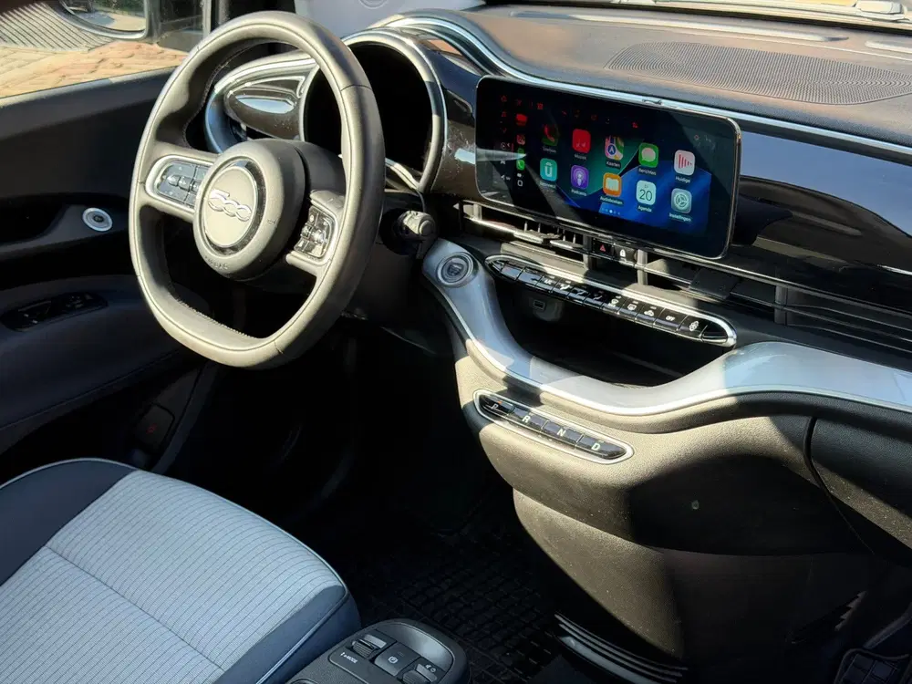 Fiat 500e 42 kWh uit 2020, foto 2