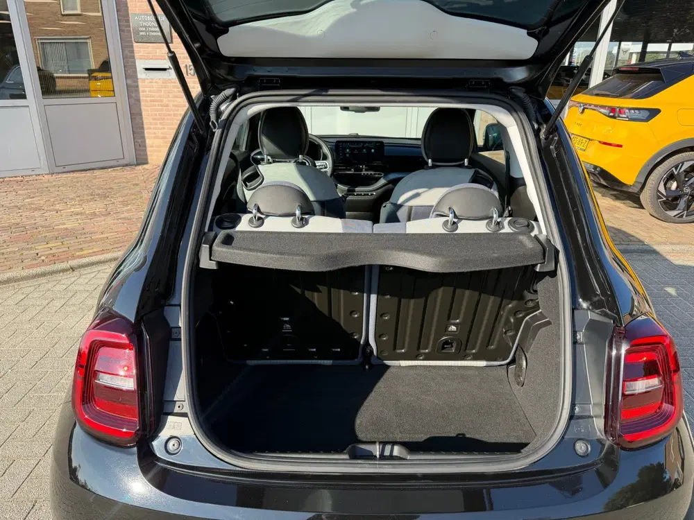 Fiat 500e 42 kWh uit 2020, foto 9