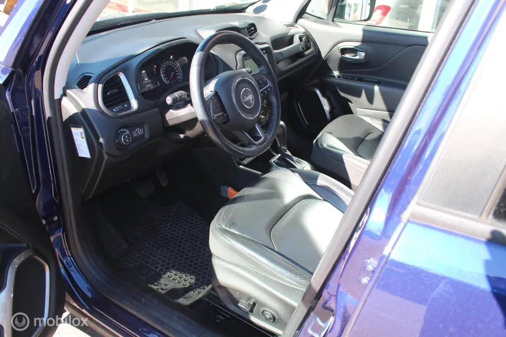 Jeep Renegade 1.3T Freedom Pano uit 2019, foto 10