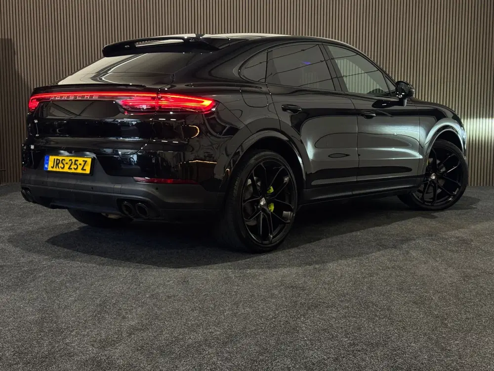 Porsche Cayenne Cayenne Coupé 3.0 E-Hybrid uit 2021, foto 9