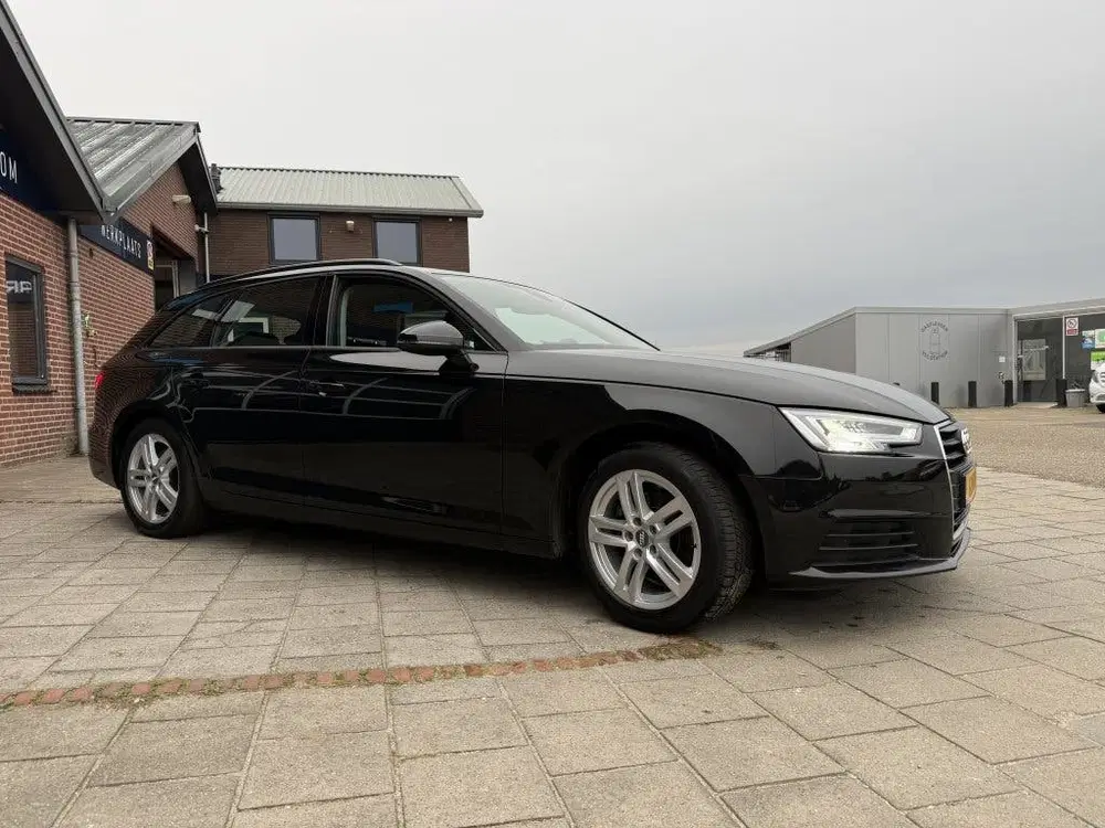Audi A4 35 TFSI 150PK Sport Lease Edition uit 2019, foto 6