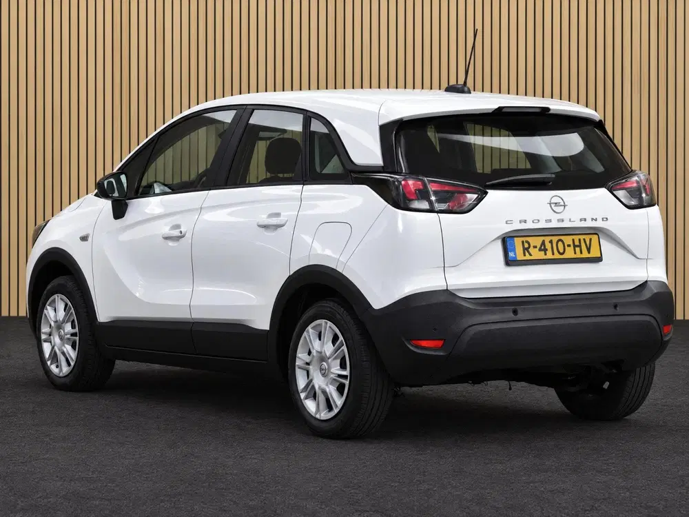 Opel Crossland 1.2 Edition uit 2022, foto 2