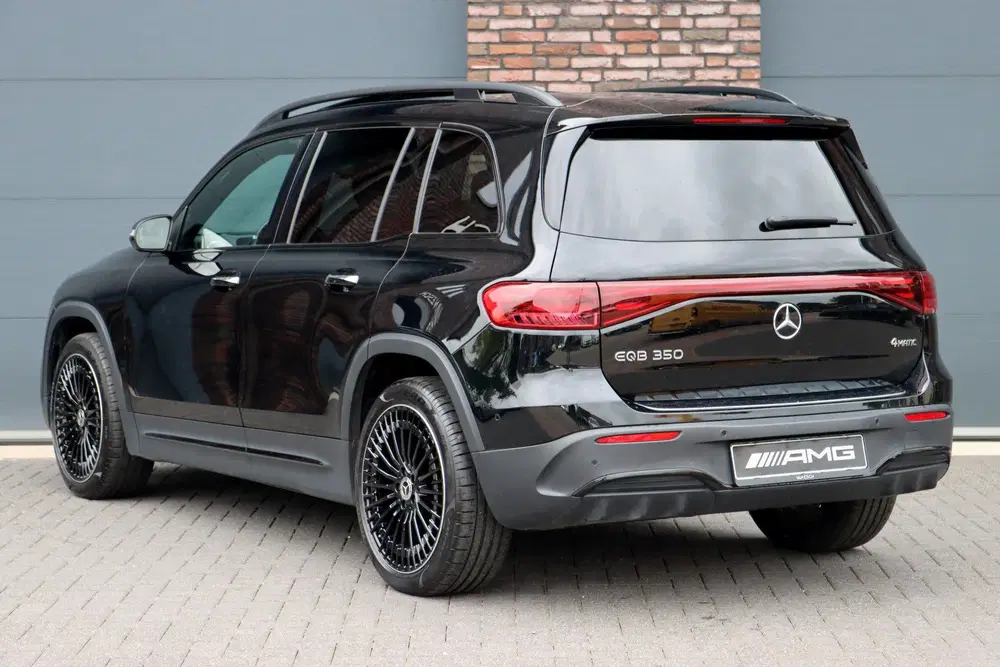 Mercedes-Benz EQB 350 4MATIC AMG Line 71 kWh uit 2025, foto 5