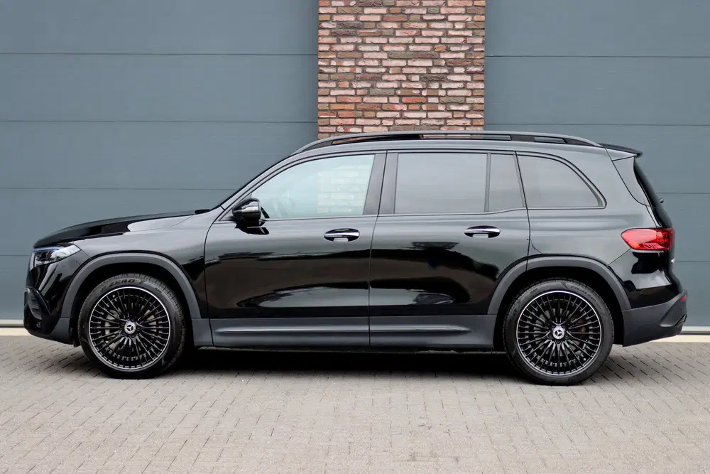 Mercedes-Benz EQB 350 4MATIC AMG Line 71 kWh uit 2025, foto 9