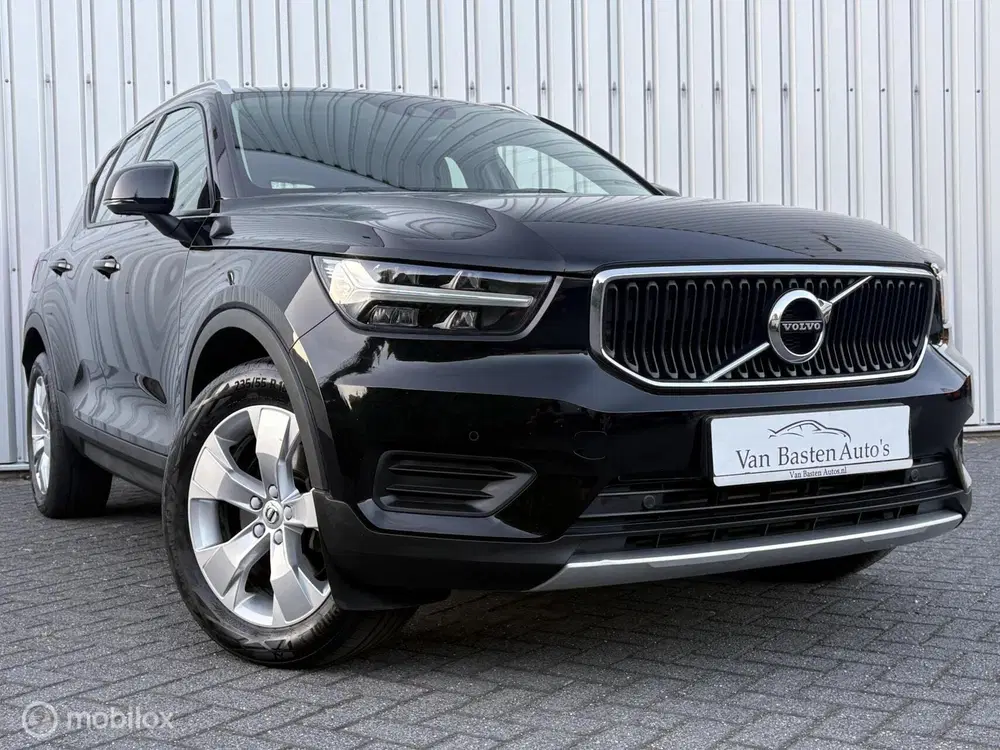 Volvo XC40 1.5 T3 Momentum Pro uit 2020