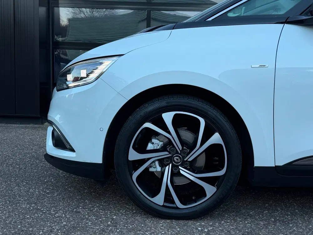 Renault Scenic Scénic 1.3 TCe Bose LED Navi Camera Trekh uit 2019, foto 8