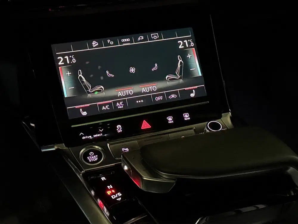 Audi Q8 55 quattro S Comp 115 kWh uit 2025, foto 15